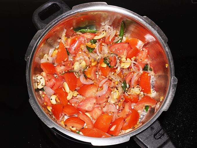 saute tomatoes