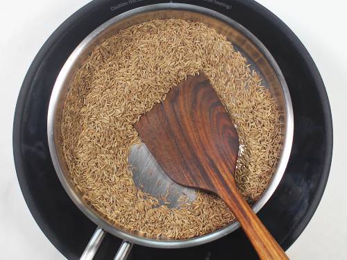 roasting cumin seeds