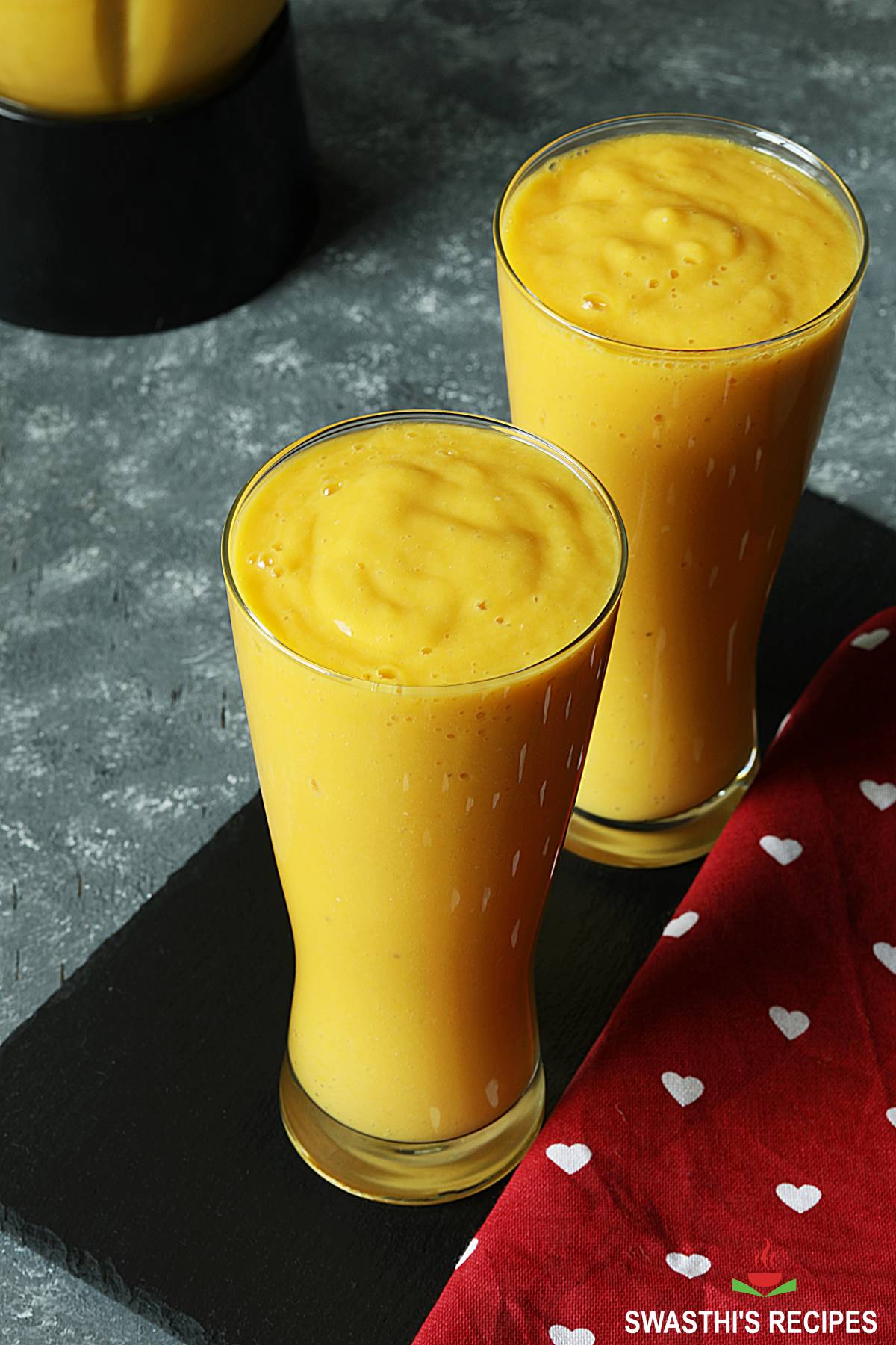 mango almond smoothie