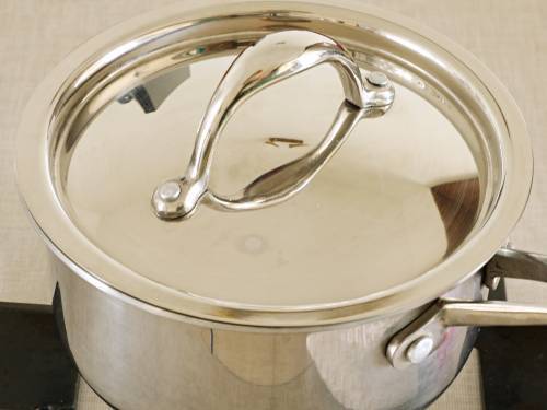simmering ginger tea