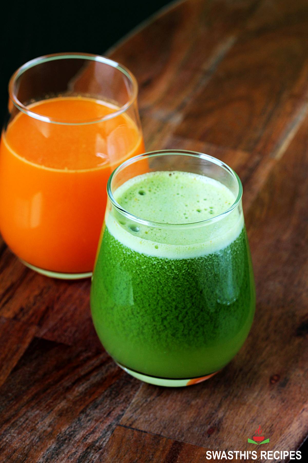 Wheatgrass juice made with wheatgrass and fruits
