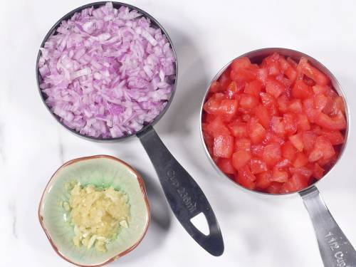 onions tomatoes ginger garlic for tikka masala gravy