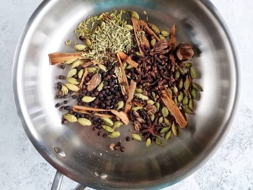 roast cloves and fennel seeds