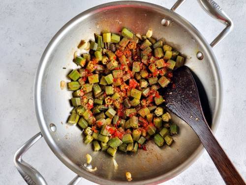 salt and chili to make okra