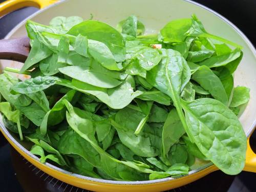 saute palak